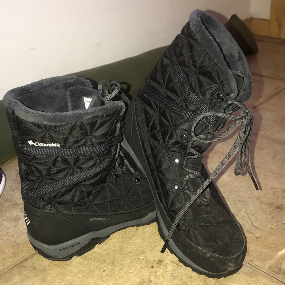 Columbia Omni heat, waterproof boots